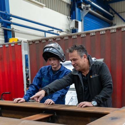 Hoe goede begeleiding Levi hielp aan zijn diploma én een baan